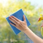 بهترین روش تمیز کردن پنجره دوجداره | راهنمای کامل و اصولی